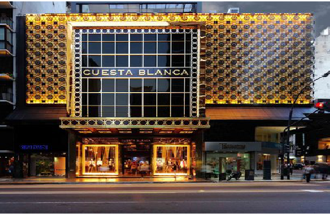 京山门头设计与商业空间的纽带。